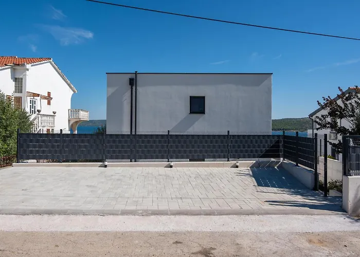 Nice Home In Posedarje With Sauna