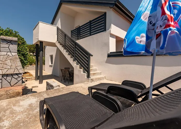 Luxe Holiday Home